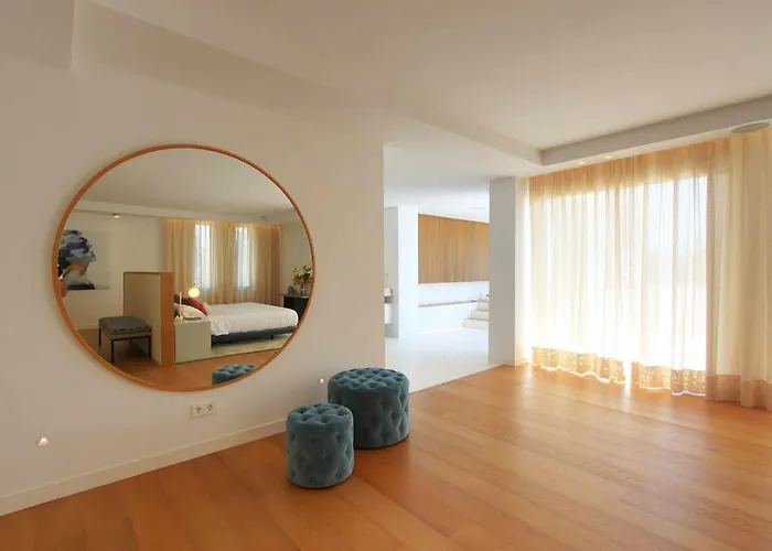 Contemporary & Very Spacious Puerto Banus