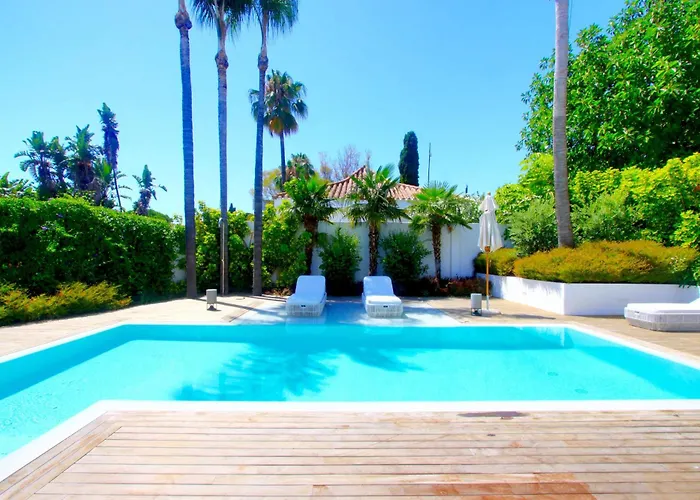 Contemporary & Very Spacious Puerto Banus *