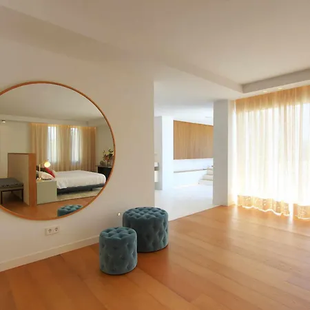 Contemporary & Very Spacious Puerto Banus