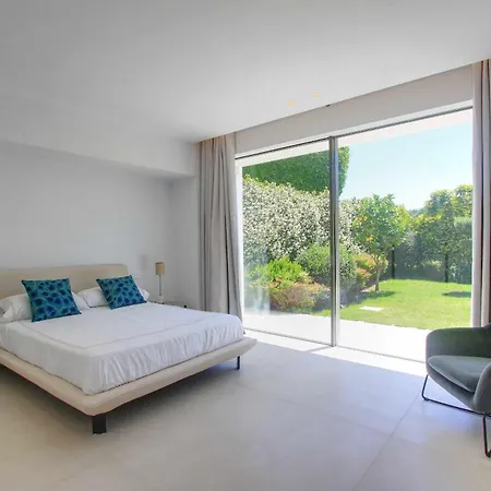 Villa Contemporary & Very Spacious Puerto Banus *