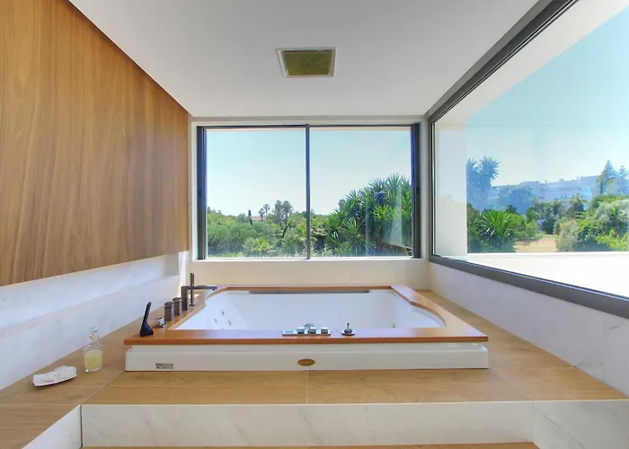 Contemporary & Very Spacious Puerto Banus Villa Marbella