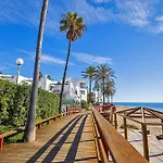 Vila Contemporary & Very Spacious Puerto Banus Marbella