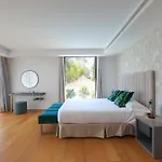 Vila Contemporary & Very Spacious Puerto Banus